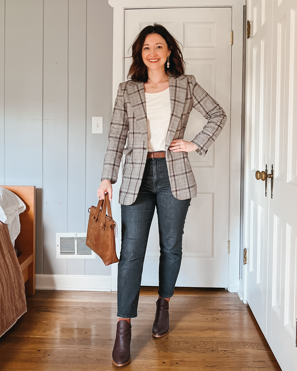 Slow Fashion Capsule Wardrobe - Ashleigh Becker